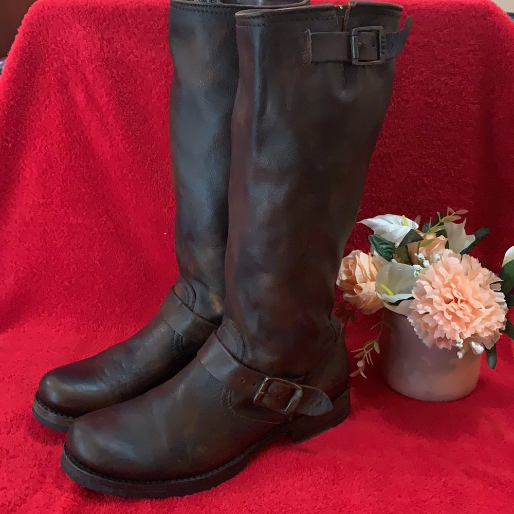BEAUTIFUL FRYE BOOTS♥️♥️